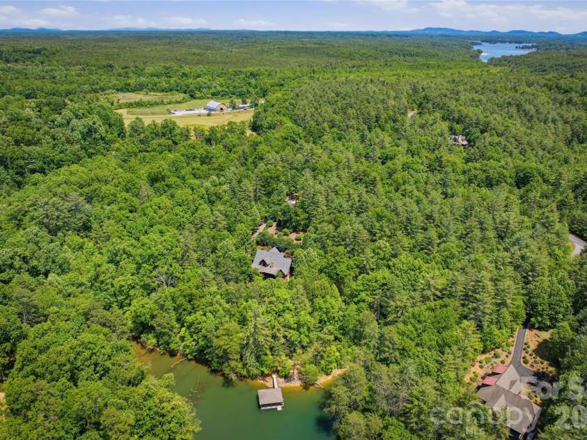 2050 Long Rifle Ridge Road, Nebo, NC 28761.  MLS# CAR4381700, YatesRealty ID 25042. 