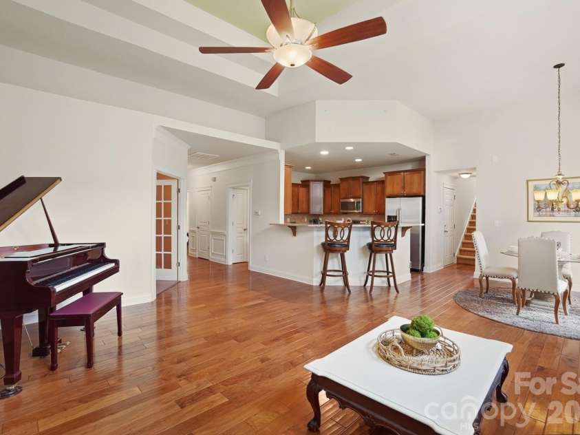 8452 Whitehawk Hill Road, Waxhaw, NC 28173.  MLS# CAR4379622, YatesRealty ID 25043. 