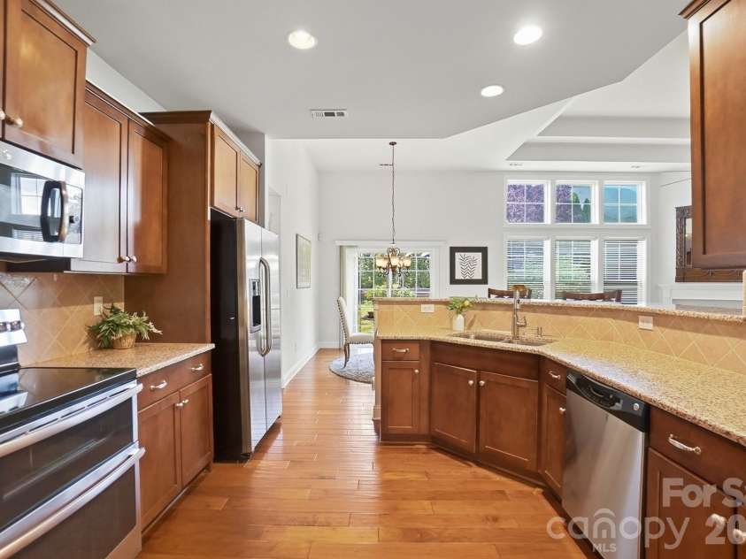 8452 Whitehawk Hill Road, Waxhaw, NC 28173.  MLS# CAR4379622, YatesRealty ID 25043. 