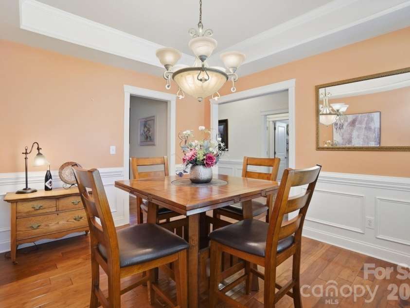 8452 Whitehawk Hill Road, Waxhaw, NC 28173.  MLS# CAR4379622, YatesRealty ID 25043. 