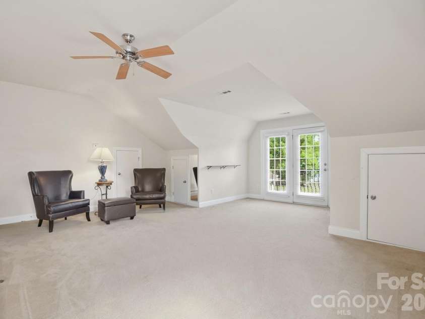 8452 Whitehawk Hill Road, Waxhaw, NC 28173.  MLS# CAR4379622, YatesRealty ID 25043. 