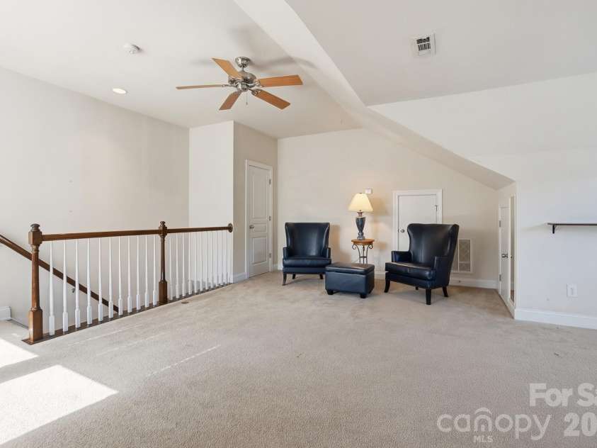 8452 Whitehawk Hill Road, Waxhaw, NC 28173.  MLS# CAR4379622, YatesRealty ID 25043. 