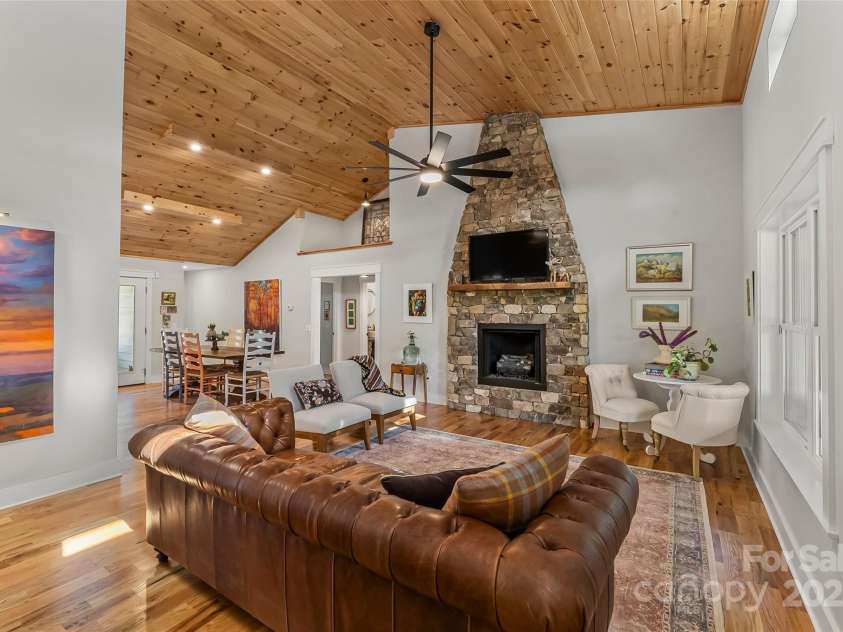 5283 Mount Olive Church Road, Morganton, NC 28655.  MLS# CAR4278231, YatesRealty ID 25044. 