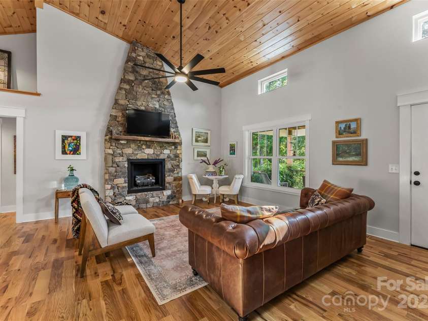 5283 Mount Olive Church Road, Morganton, NC 28655.  MLS# CAR4278231, YatesRealty ID 25044. 