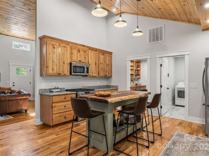 5283 Mount Olive Church Road, Morganton, NC 28655.  MLS# CAR4278231, YatesRealty ID 25044. 