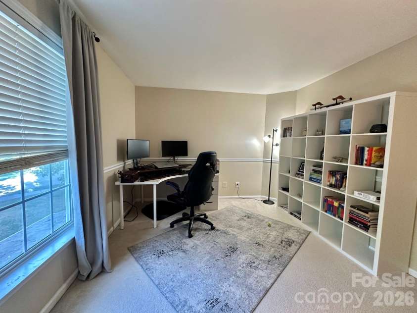 8120 Pelorus Lane, Charlotte, NC 28269.  MLS# CAR4383927, YatesRealty ID 25044. 