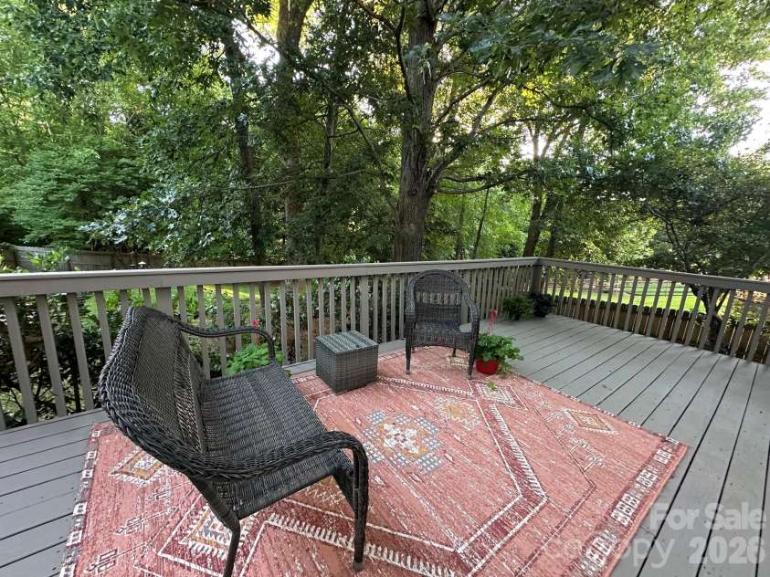 8120 Pelorus Lane, Charlotte, NC 28269.  MLS# CAR4383927, YatesRealty ID 25044. 