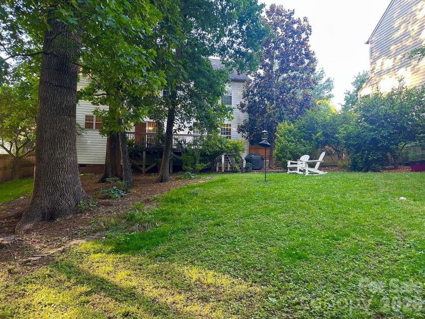 8120 Pelorus Lane, Charlotte, NC 28269.  MLS# CAR4383927, YatesRealty ID 25044. 