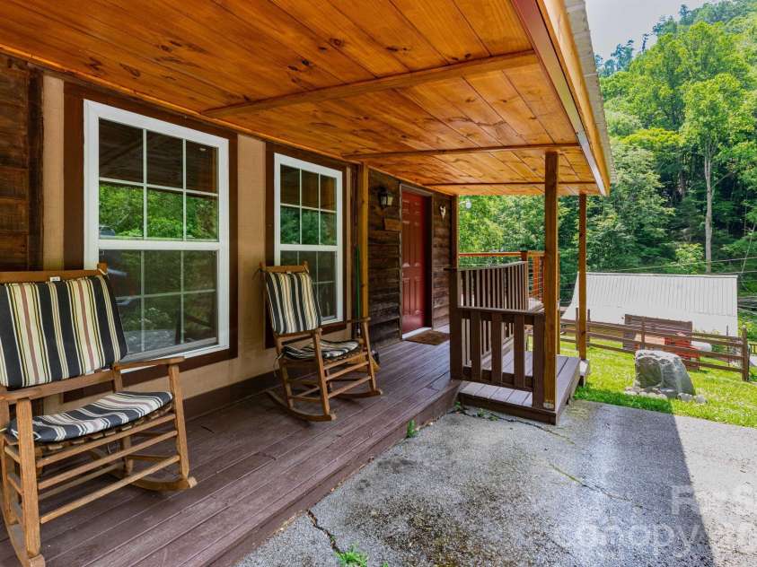 1010 and 1014 Melton Branch Road, Bakersville, NC 28705.  MLS# CAR4333369, YatesRealty ID 25045. Barndominium Main Entry