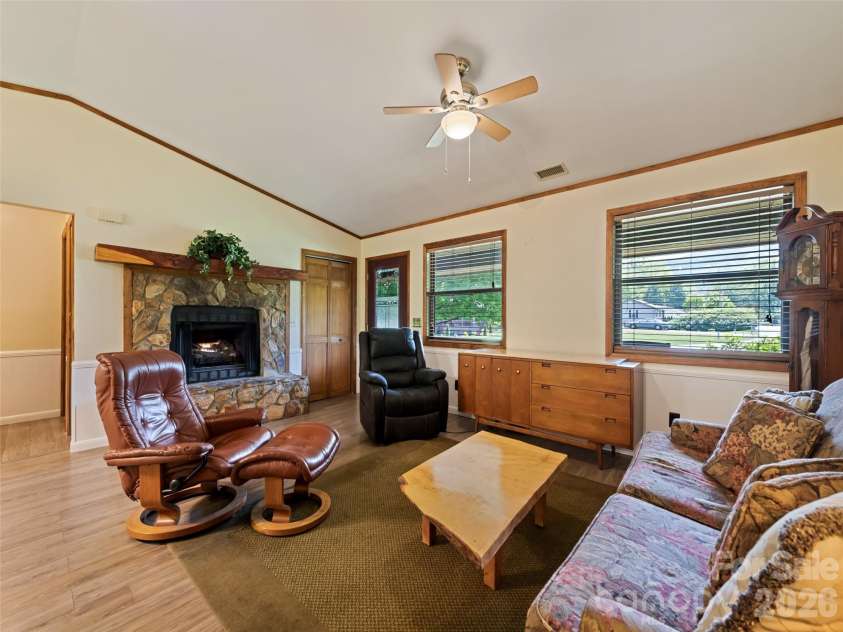 165 Clearwater Drive, Waynesville, NC 28785.  MLS# CAR4382095, YatesRealty ID 25046. 