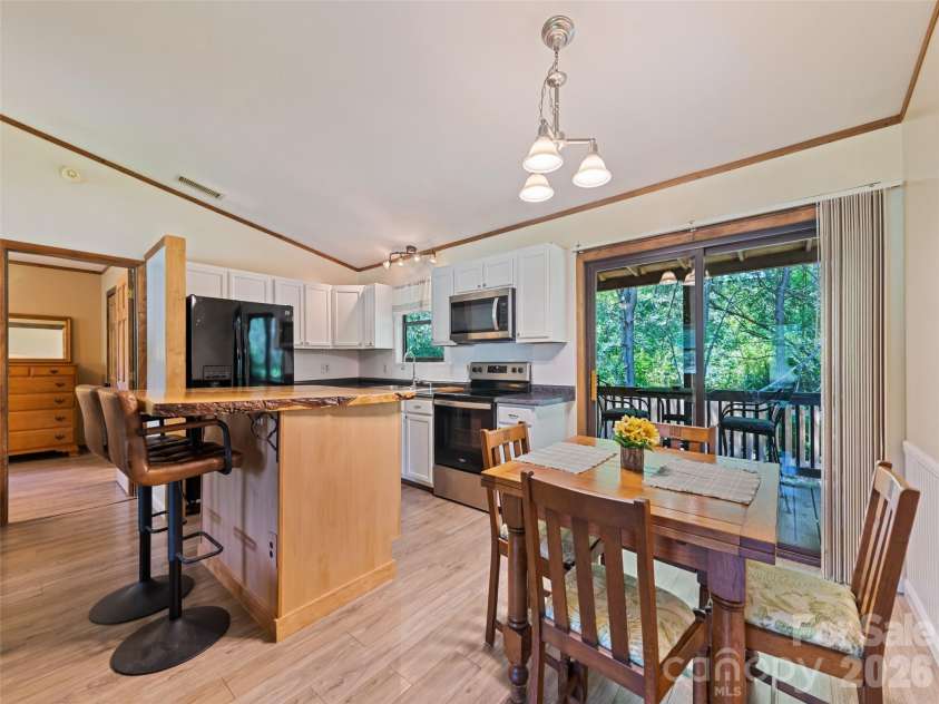 165 Clearwater Drive, Waynesville, NC 28785.  MLS# CAR4382095, YatesRealty ID 25046. 