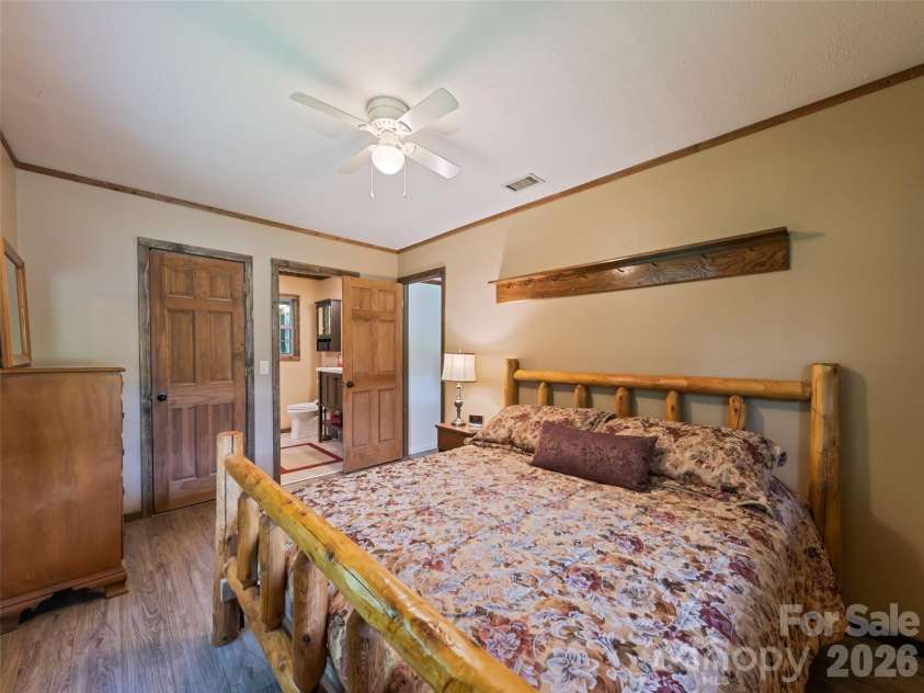 165 Clearwater Drive, Waynesville, NC 28785.  MLS# CAR4382095, YatesRealty ID 25046. 