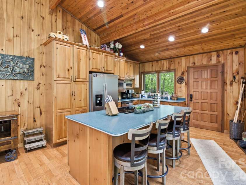 401 Saratoga None, Boone, NC 28607.  MLS# CAR4374691, YatesRealty ID 25047. 