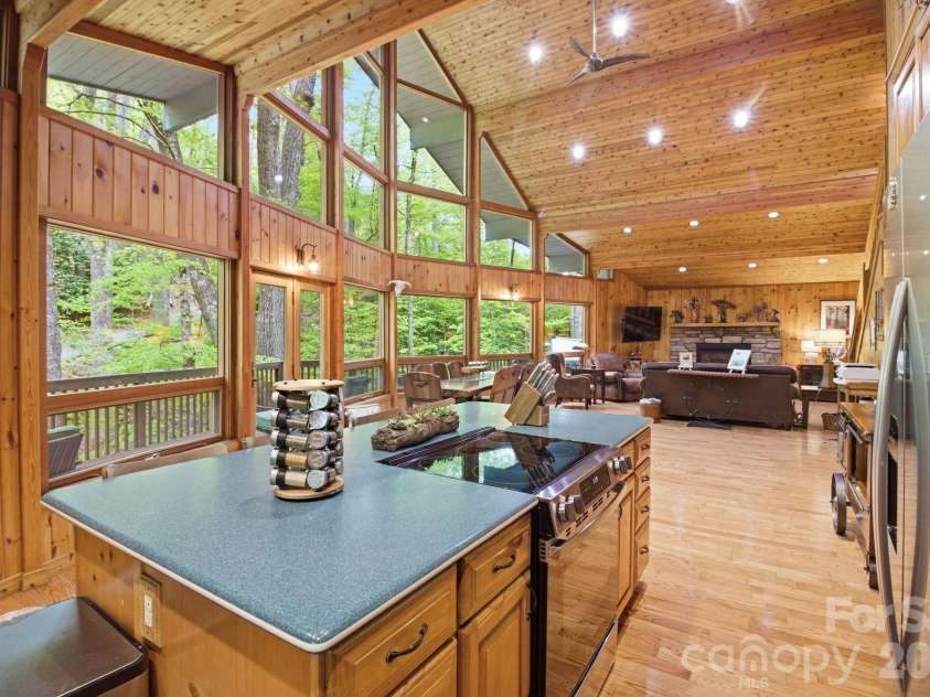 401 Saratoga None, Boone, NC 28607.  MLS# CAR4374691, YatesRealty ID 25047. 