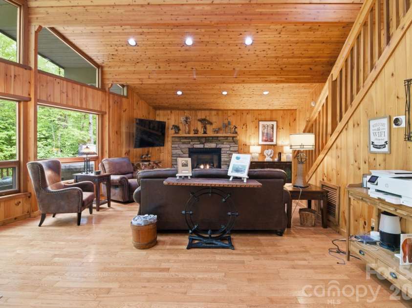 401 Saratoga None, Boone, NC 28607.  MLS# CAR4374691, YatesRealty ID 25047. 