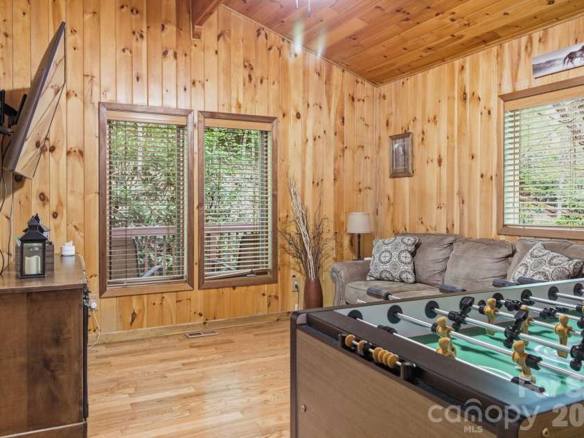 401 Saratoga None, Boone, NC 28607.  MLS# CAR4374691, YatesRealty ID 25047. 