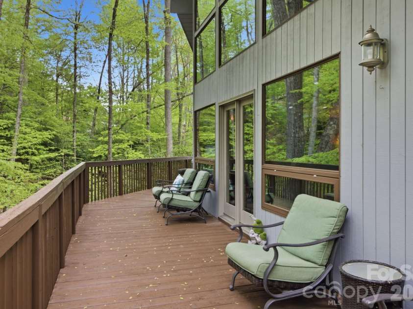401 Saratoga None, Boone, NC 28607.  MLS# CAR4374691, YatesRealty ID 25047. 