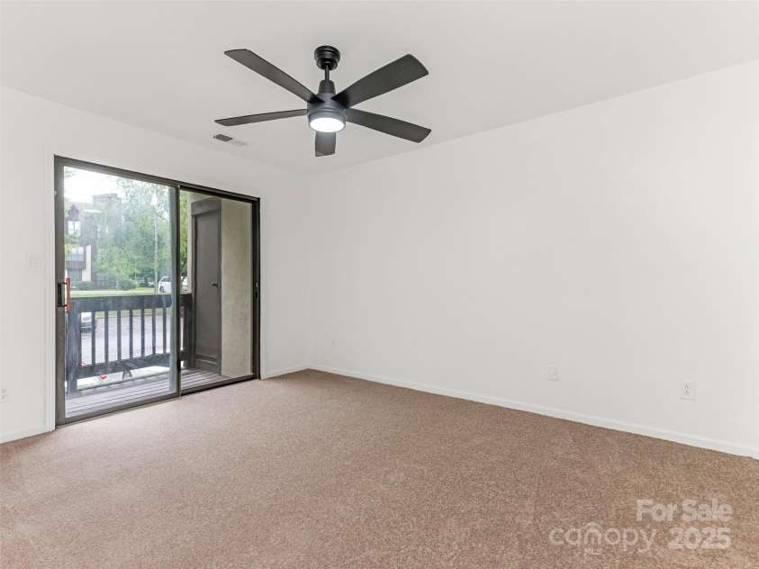 8183 Cedar Glen Drive, Charlotte, NC 28212.  MLS# CAR4265989, YatesRealty ID 25047. Primary Bedroom