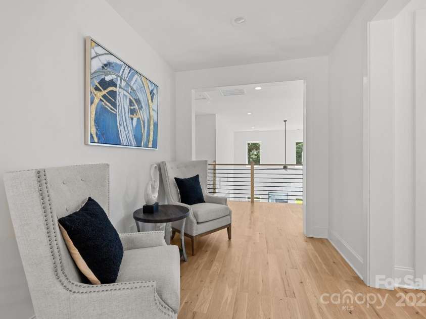 2121 Laburnum Avenue, Charlotte, NC 28205.  MLS# CAR4268870, YatesRealty ID 25048. 