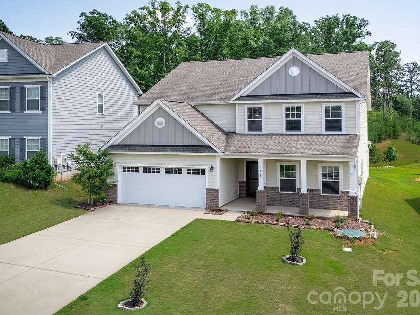 171 Old Harbor Drive, Mount Gilead, NC 27306.  MLS# CAR4269635, YatesRealty ID 2505. 