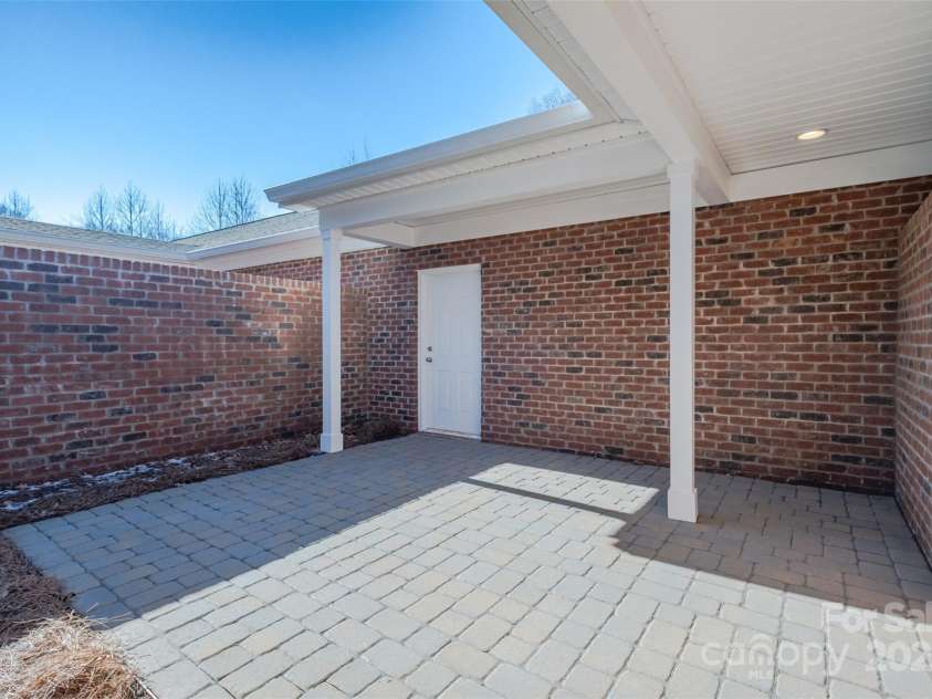 447 Beacon Street, Concord, NC 28027.  MLS# CAR4233174, YatesRealty ID 2505. 