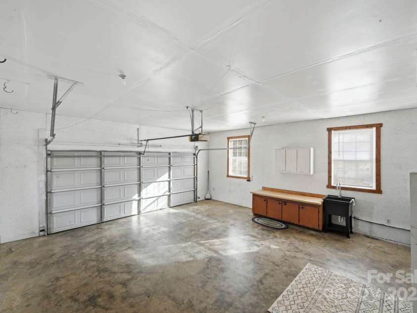 810 Mt Vernon Road, Woodleaf, NC 27054.  MLS# CAR4328962, YatesRealty ID 2505. 