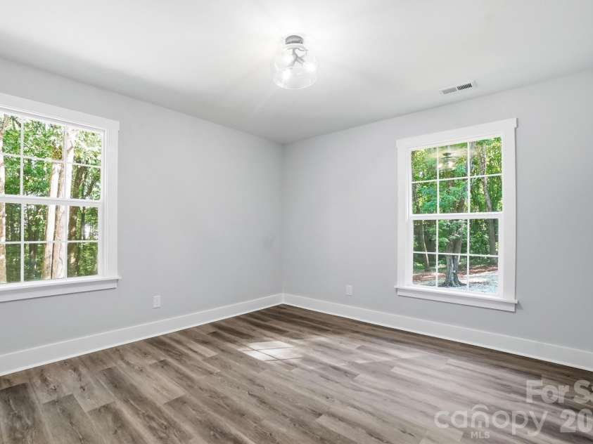 10417 Cairnsmore Place, Mint Hill, NC 28227.  MLS# CAR4382635, YatesRealty ID 25050. 