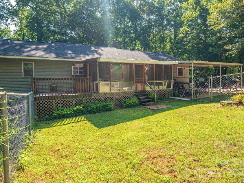 236 Howards Creek School Road, Lincolnton, NC 28092.  MLS# CAR4276655, YatesRealty ID 25050. 