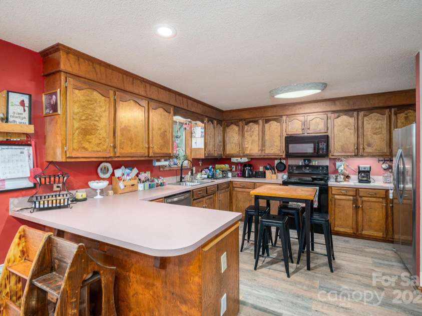 236 Howards Creek School Road, Lincolnton, NC 28092.  MLS# CAR4276655, YatesRealty ID 25050. 