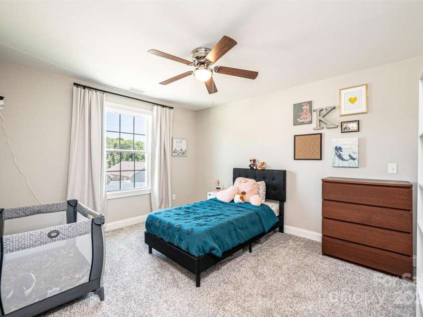 2526 Snow Creek Road, Hickory, NC 28601.  MLS# CAR4272940, YatesRealty ID 25051. 