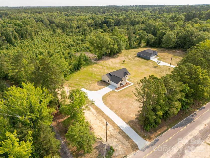 3650 Sentry Road, Lancaster, SC 29720.  MLS# CAR4254332, YatesRealty ID 25052. 