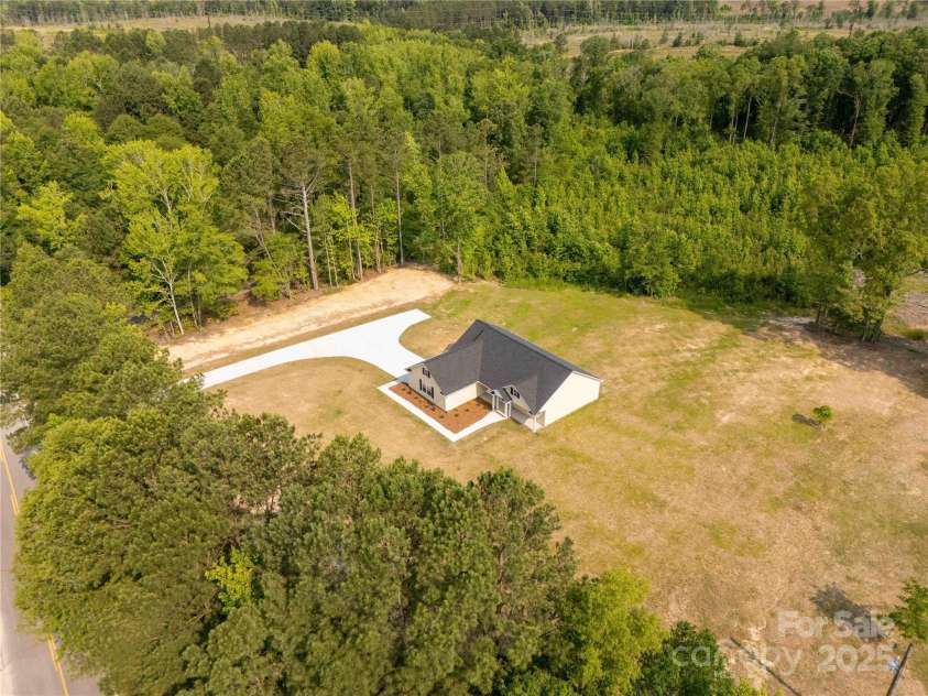 3650 Sentry Road, Lancaster, SC 29720.  MLS# CAR4254332, YatesRealty ID 25052. 