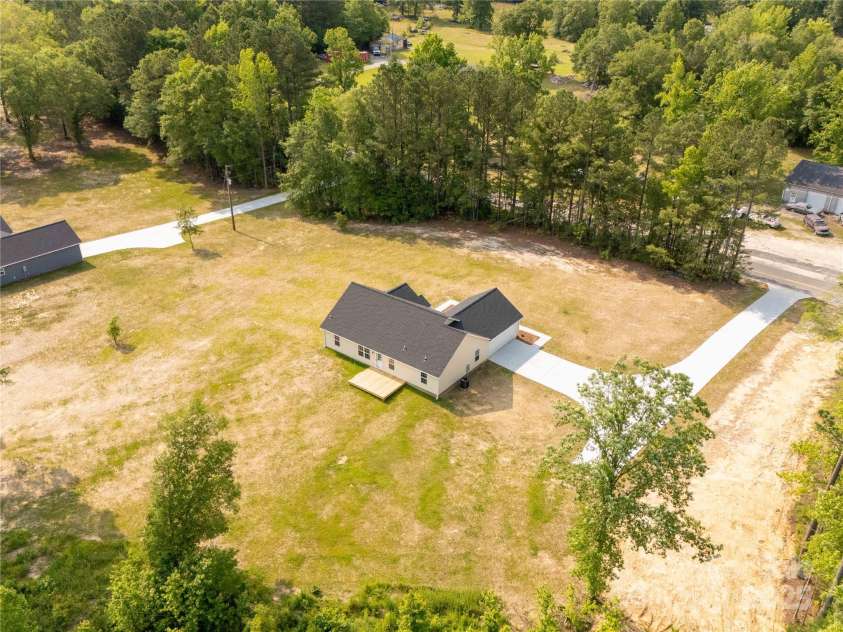 3650 Sentry Road, Lancaster, SC 29720.  MLS# CAR4254332, YatesRealty ID 25052. 