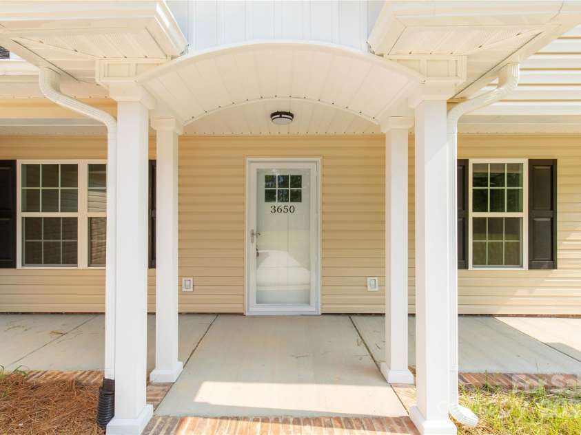 3650 Sentry Road, Lancaster, SC 29720.  MLS# CAR4254332, YatesRealty ID 25052. 