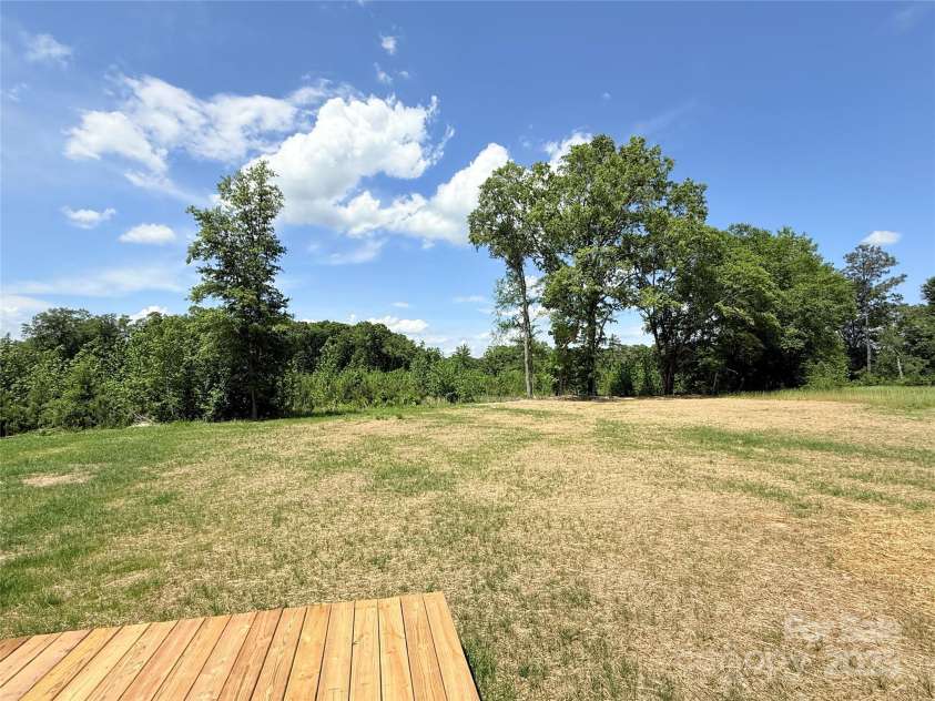 3650 Sentry Road, Lancaster, SC 29720.  MLS# CAR4254332, YatesRealty ID 25052. 