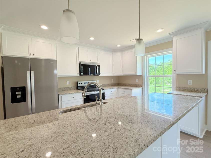 3650 Sentry Road, Lancaster, SC 29720.  MLS# CAR4254332, YatesRealty ID 25052. 