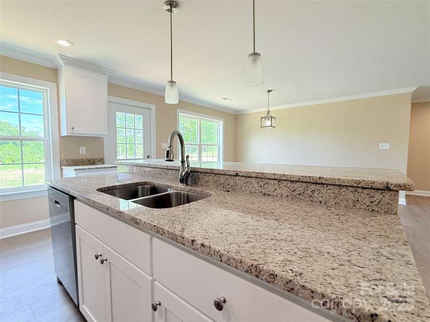 3650 Sentry Road, Lancaster, SC 29720.  MLS# CAR4254332, YatesRealty ID 25052. 