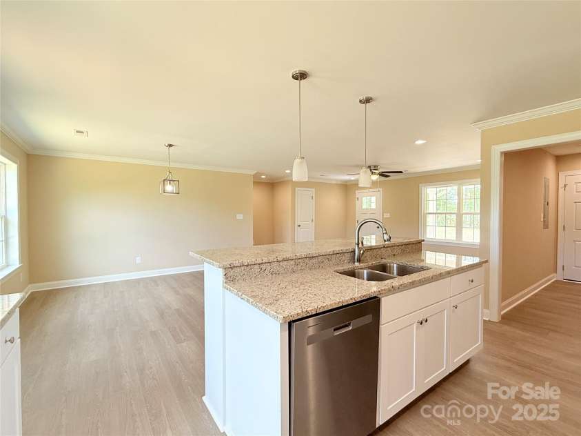 3650 Sentry Road, Lancaster, SC 29720.  MLS# CAR4254332, YatesRealty ID 25052. 