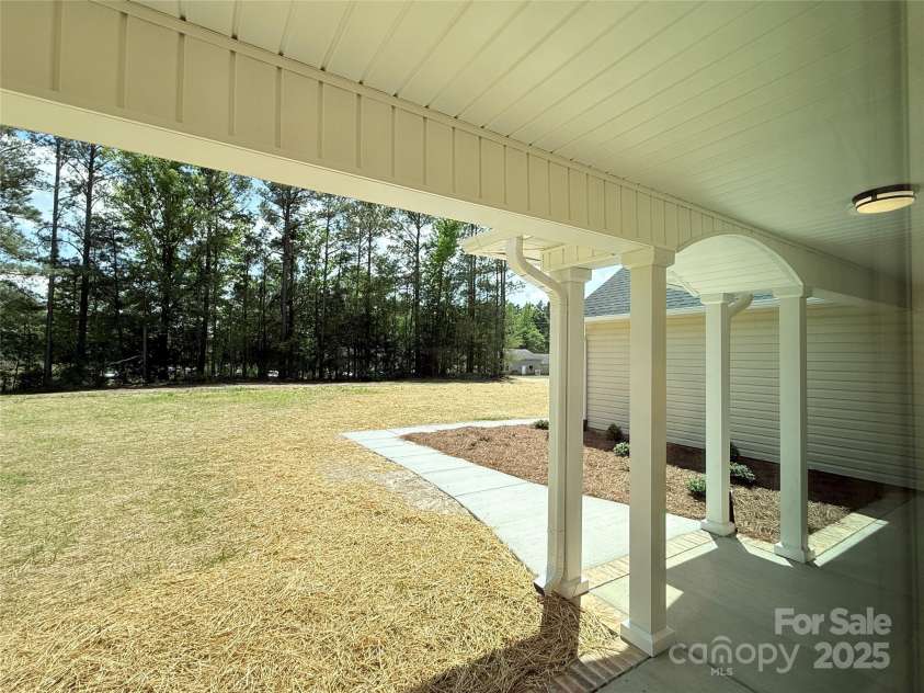 3650 Sentry Road, Lancaster, SC 29720.  MLS# CAR4254332, YatesRealty ID 25052. 