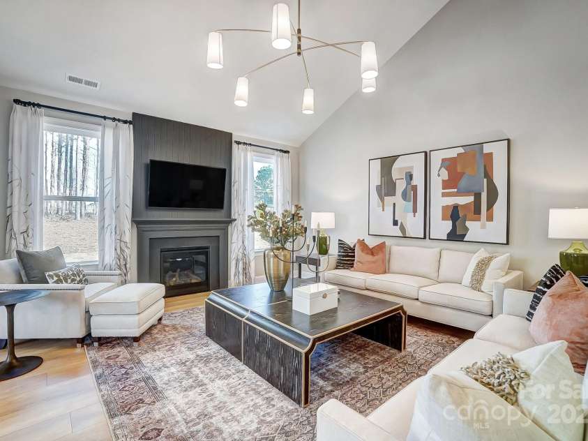 120 Mathis Drive, Union Grove, NC 28689.  MLS# CAR4131065, YatesRealty ID 25053. 