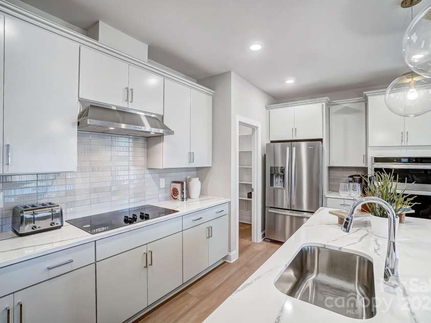 120 Mathis Drive, Union Grove, NC 28689.  MLS# CAR4131065, YatesRealty ID 25053. 