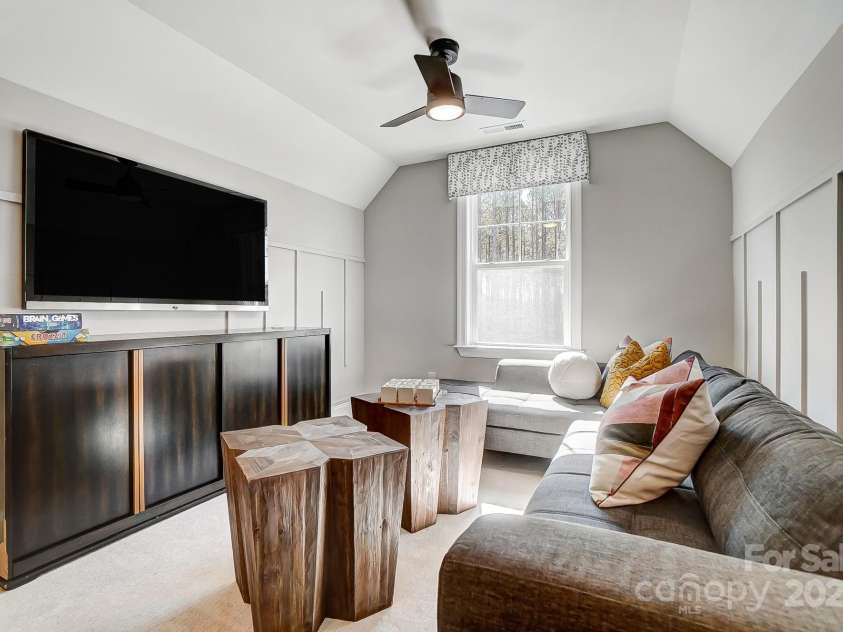 120 Mathis Drive, Union Grove, NC 28689.  MLS# CAR4131065, YatesRealty ID 25053. 