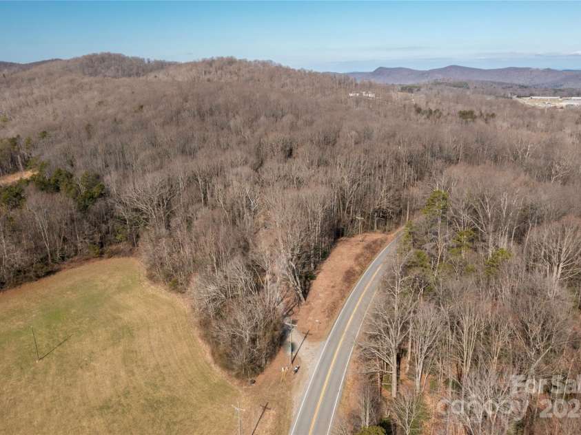 120 Mathis Drive, Union Grove, NC 28689.  MLS# CAR4131065, YatesRealty ID 25053. 