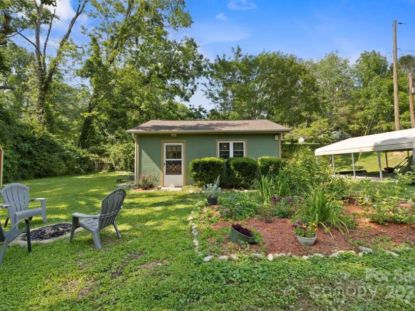 32 Roberts Street, Fletcher, NC 28732.  MLS# CAR4267133, YatesRealty ID 25054. End of road privacy