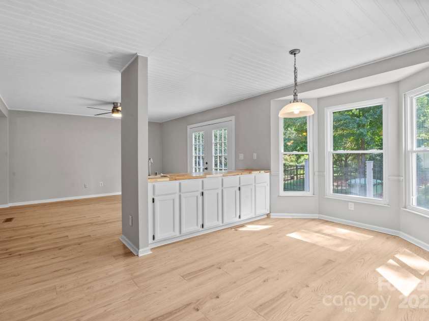 12325 Woodside Falls Road, Pineville, NC 28134.  MLS# CAR4274717, YatesRealty ID 25056. 