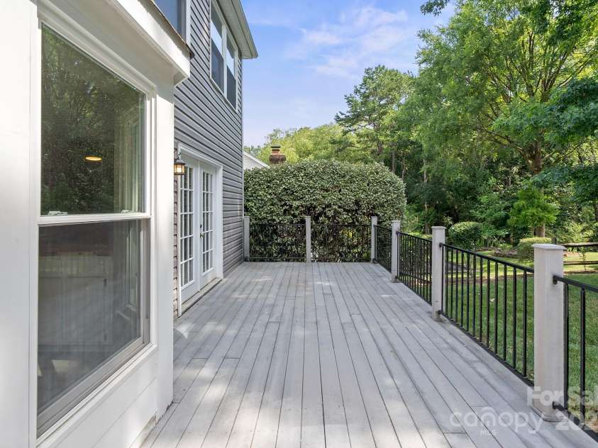 12325 Woodside Falls Road, Pineville, NC 28134.  MLS# CAR4274717, YatesRealty ID 25056. 