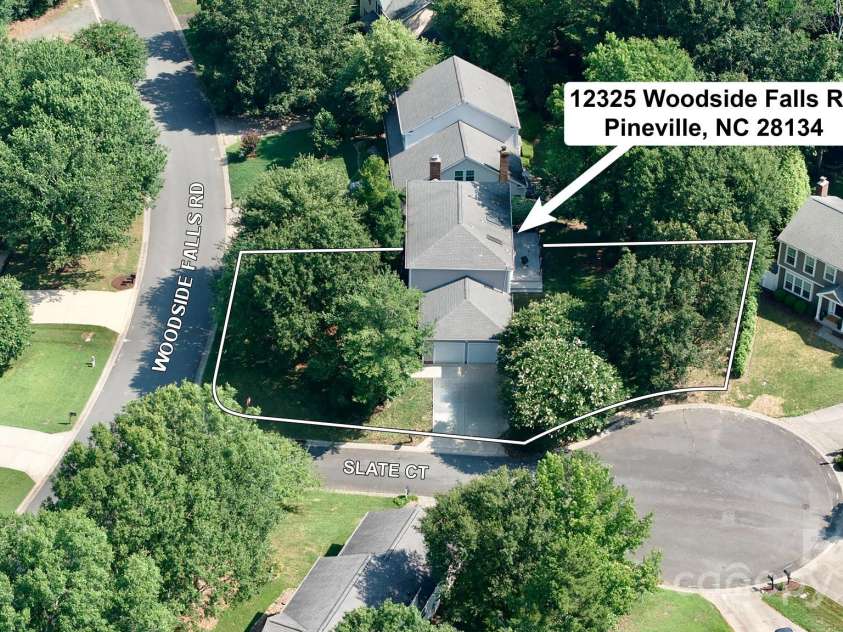 12325 Woodside Falls Road, Pineville, NC 28134.  MLS# CAR4274717, YatesRealty ID 25056. 