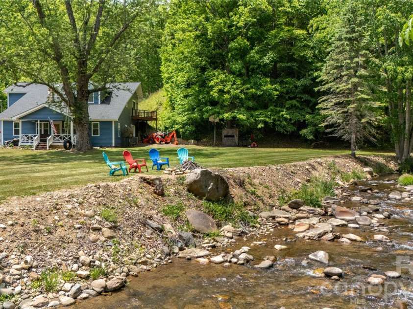 84 Sheets Farm Road, Bakersville, NC 28705.  MLS# CAR4384687, YatesRealty ID 25058. 
