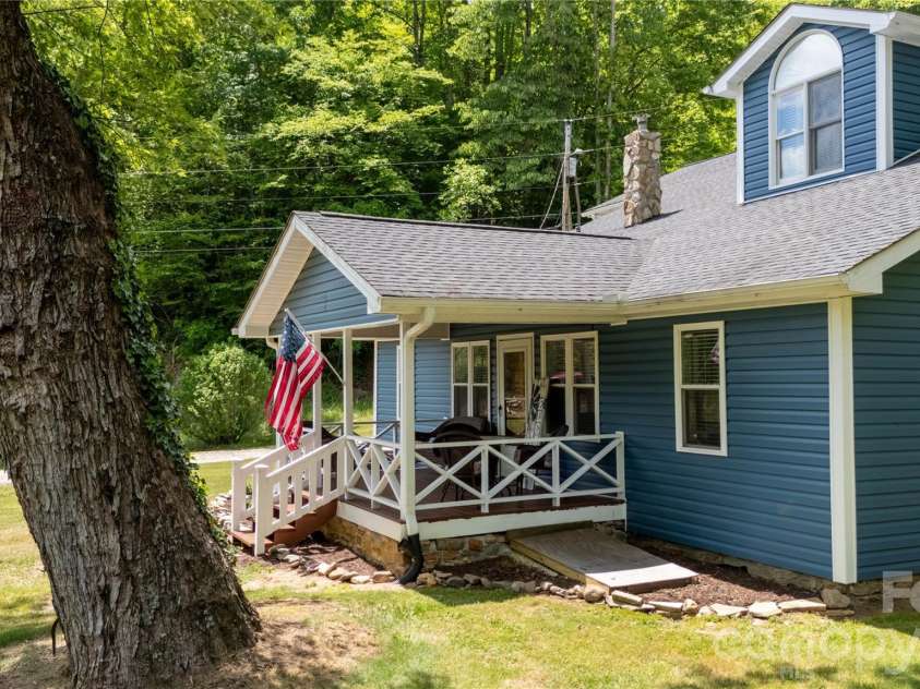 84 Sheets Farm Road, Bakersville, NC 28705.  MLS# CAR4384687, YatesRealty ID 25058. 
