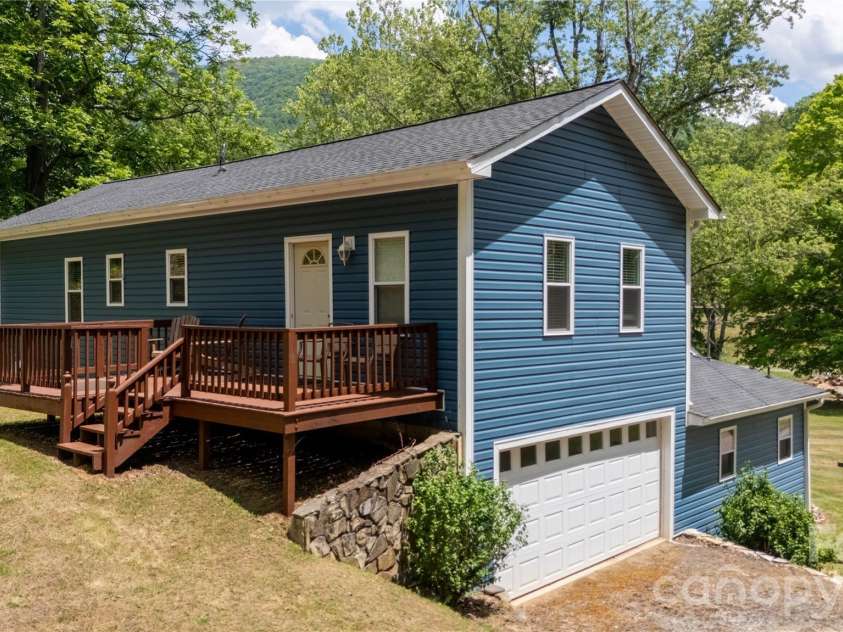 84 Sheets Farm Road, Bakersville, NC 28705.  MLS# CAR4384687, YatesRealty ID 25058. 